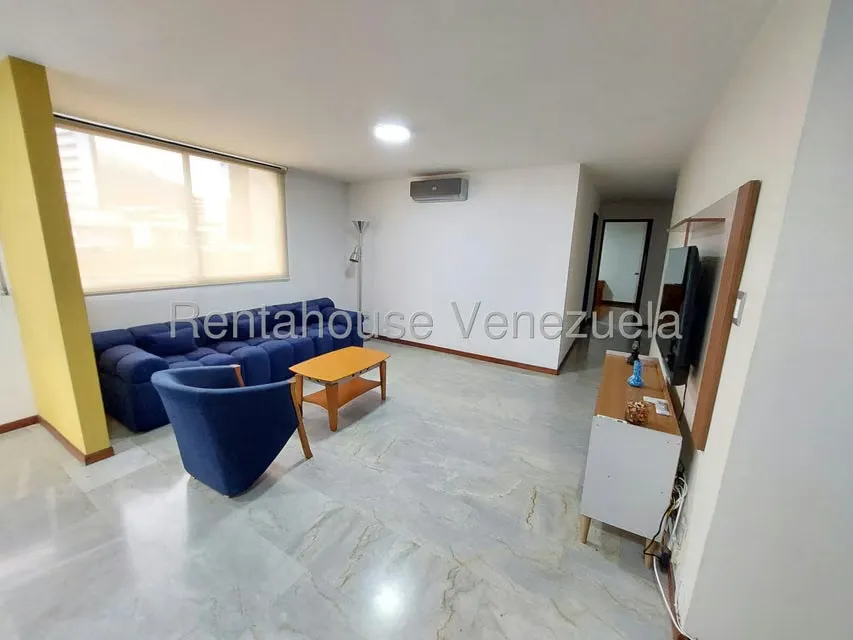 Apartamento (1 Nivel) en Alquiler en Los Palos Grandes, Distrito Metropolitano - 6
