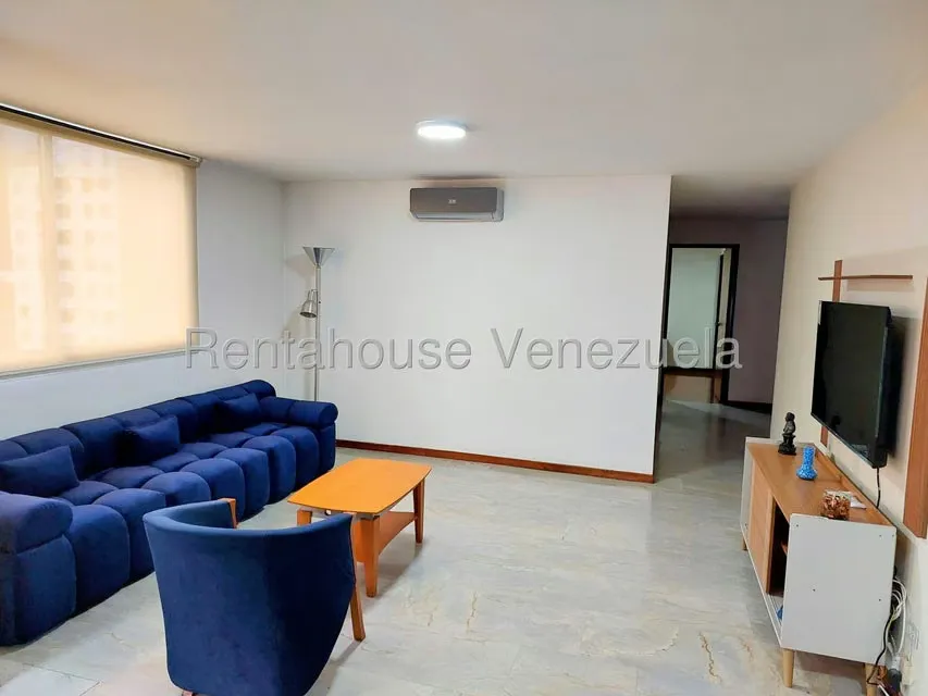 Apartamento (1 Nivel) en Alquiler en Los Palos Grandes, Distrito Metropolitano - 7