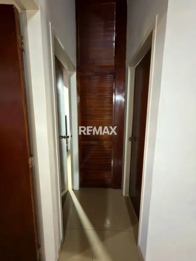 Se vende apartamento Urb la laguna - 13
