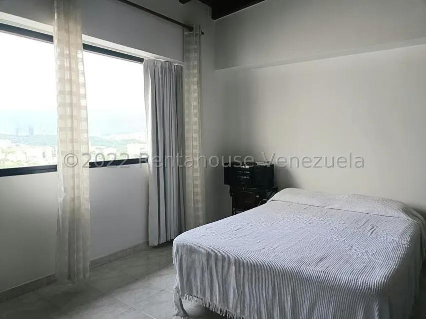 Apartamento (Duplex) en Venta en Santa Monica, Distrito Metropolitano - 14