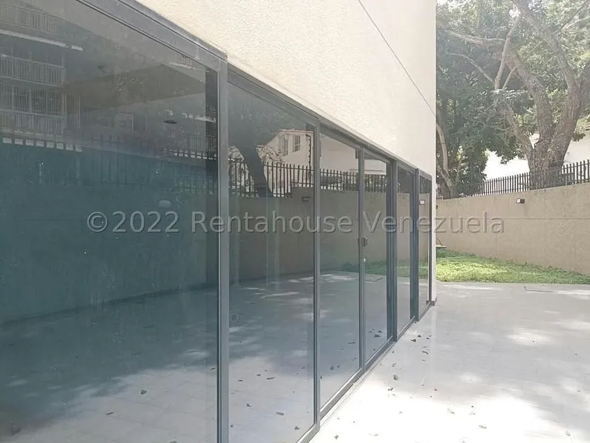 Apartamento (Duplex) en Venta en Santa Monica, Distrito Metropolitano - 23