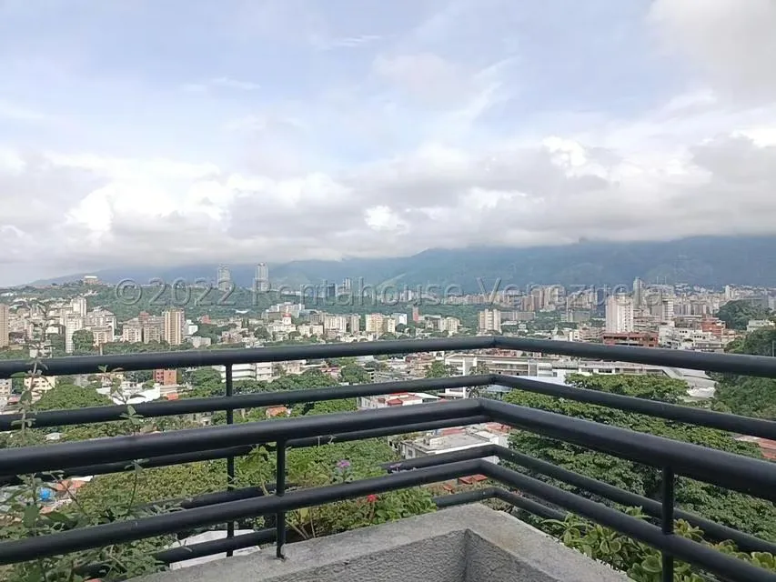 Apartamento (Duplex) en Venta en Santa Monica, Distrito Metropolitano - 26