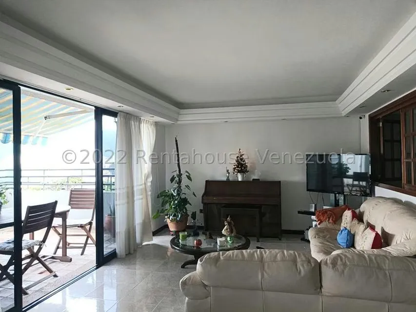 Apartamento (Duplex) en Venta en Santa Monica, Distrito Metropolitano - 3