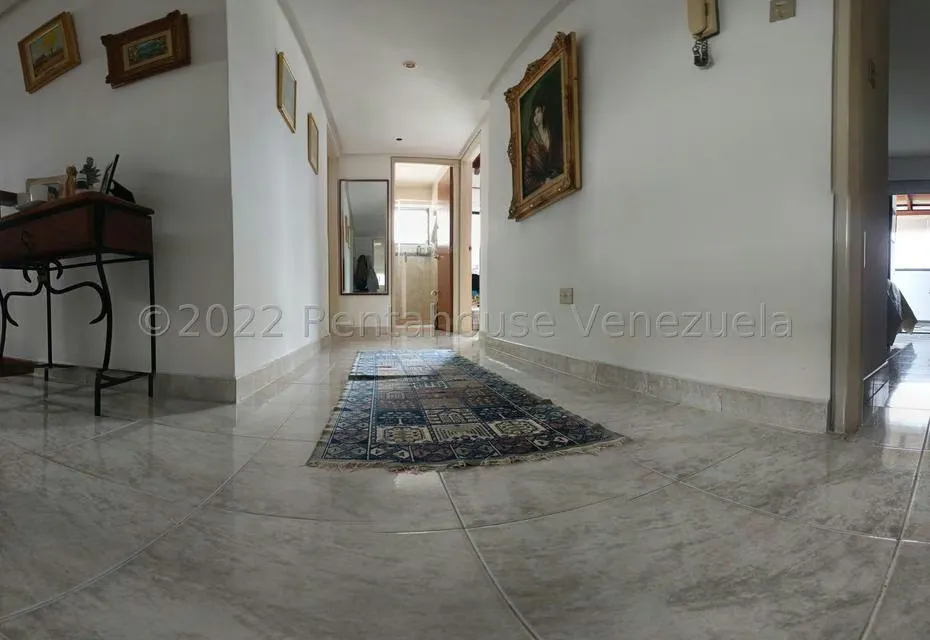 Apartamento (Duplex) en Venta en Santa Monica, Distrito Metropolitano - 31