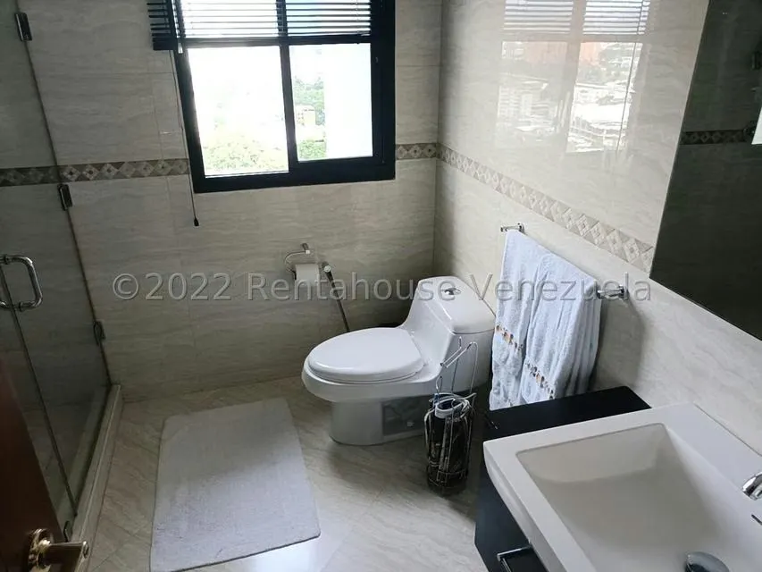 Apartamento (Duplex) en Venta en Santa Monica, Distrito Metropolitano - 10