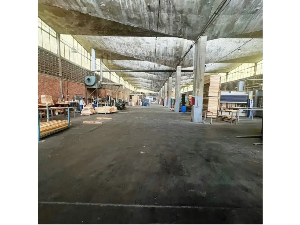 GALPÓN EN VENTA 1500 Mts2 Caracas - 4