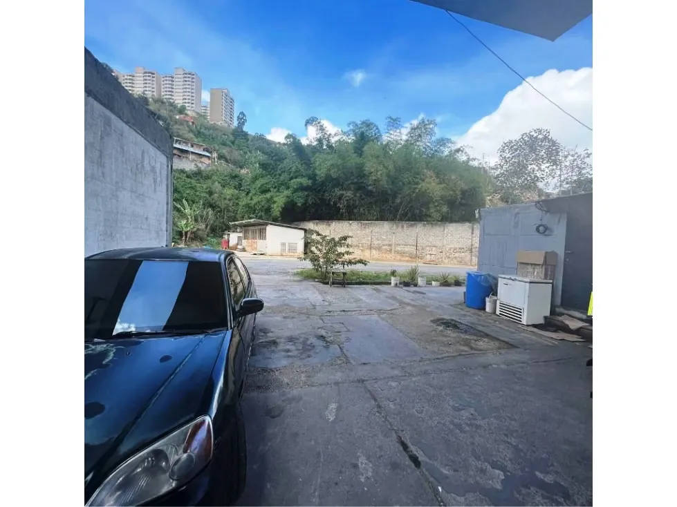 GALPÓN EN VENTA 1500 Mts2 Caracas - 5
