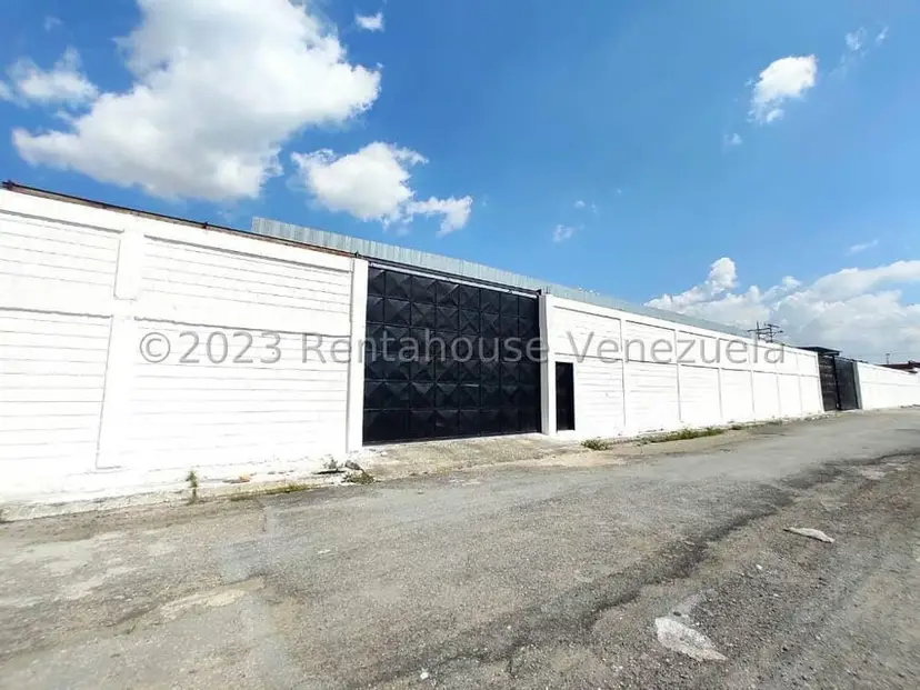 Comercial (Galpon - Deposito) en Venta en Piñonal, Aragua