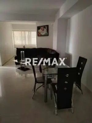 Amplio apartamento en Residencias Paradice Garden Ubicado entre AV 5 y AV 6 cuenta con entrada y salida por ambos lados