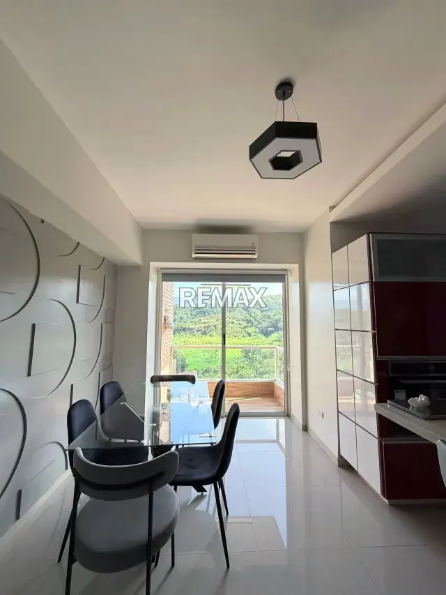 Venta de Exclusivo Apartamento en Resd. Balcones del Viento Tazajal Naguanagua - 15