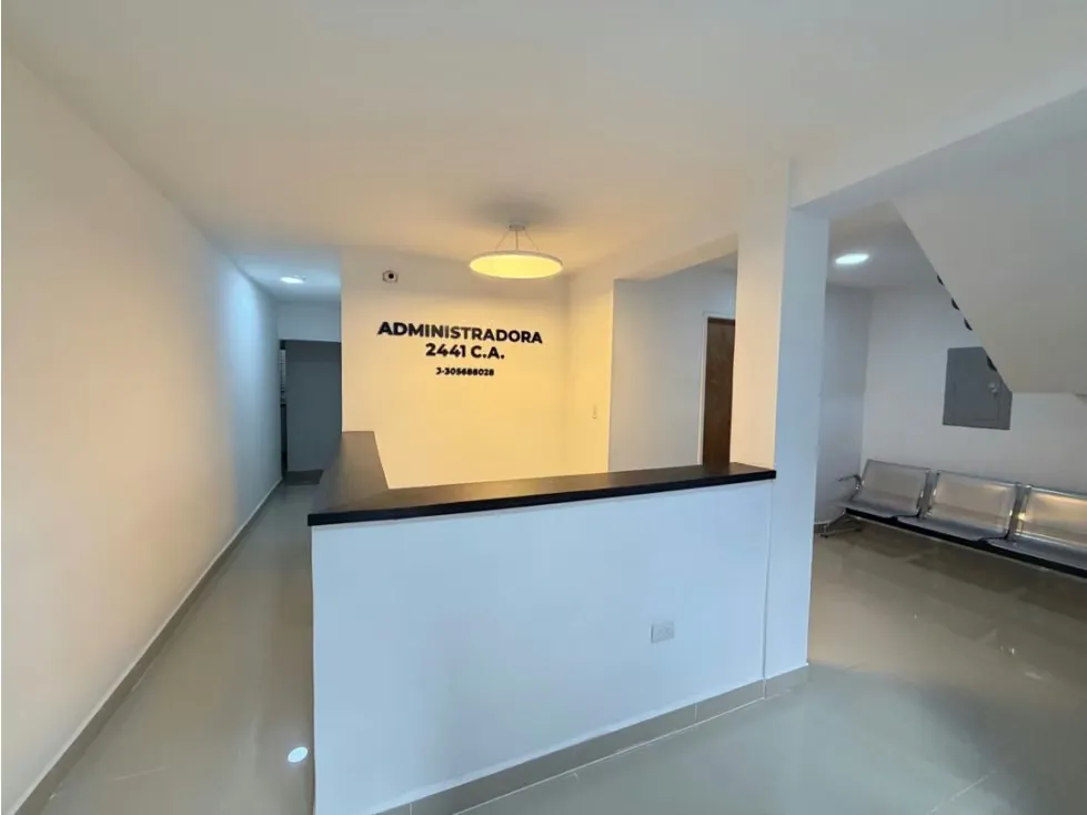 Alquilo oficina 45m2 Bello Monte 6639
