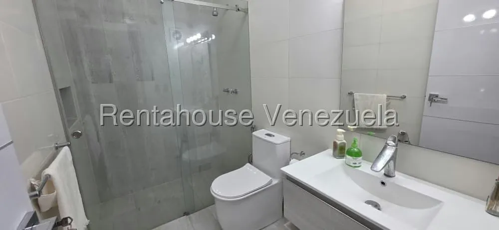 Apartamento (1 Nivel) en Alquiler en Alto Prado, Distrito Metropolitano - 21