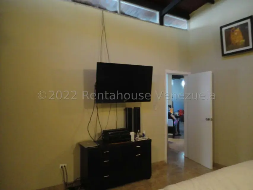 Casa (Duplex) en Venta en La Trinidad, Distrito Metropolitano - 33