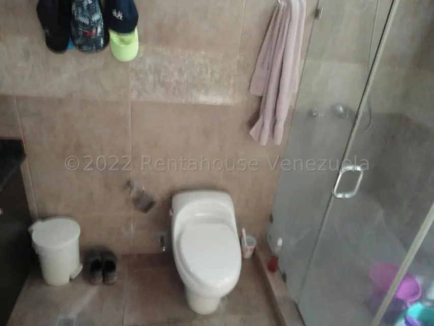 Casa (Duplex) en Venta en La Trinidad, Distrito Metropolitano - 36