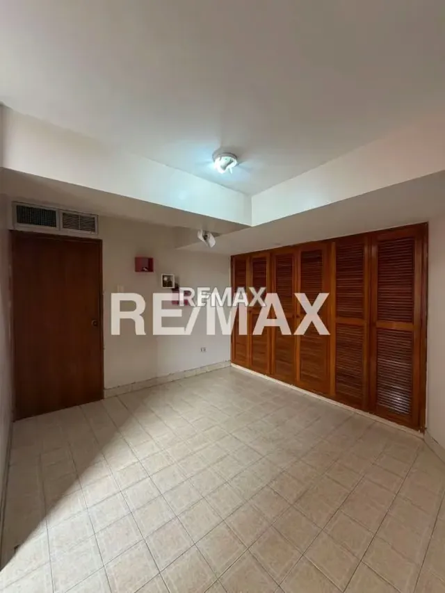 Apartamento en Venta Edificio Torre Claret - 4
