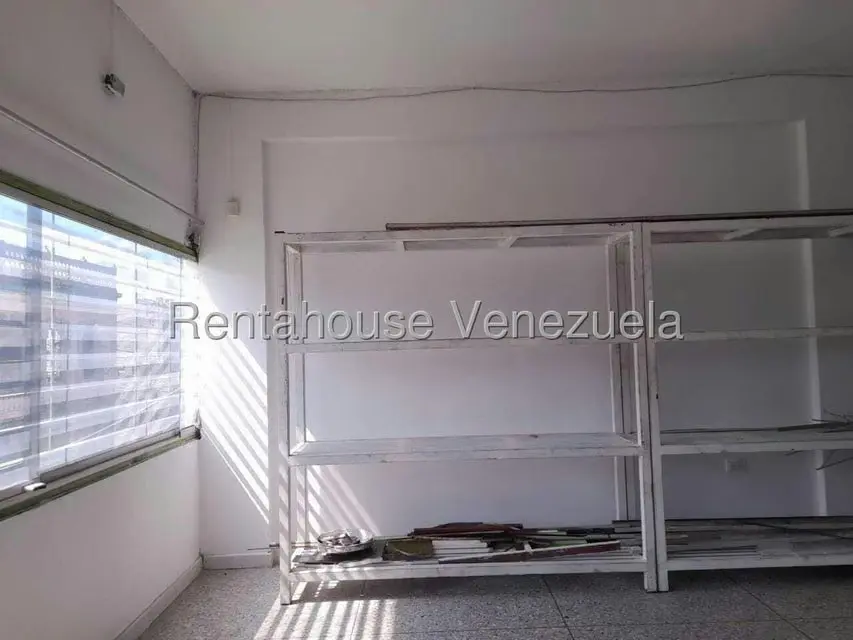 Local Comercial en Venta en Centro, Lara - 23