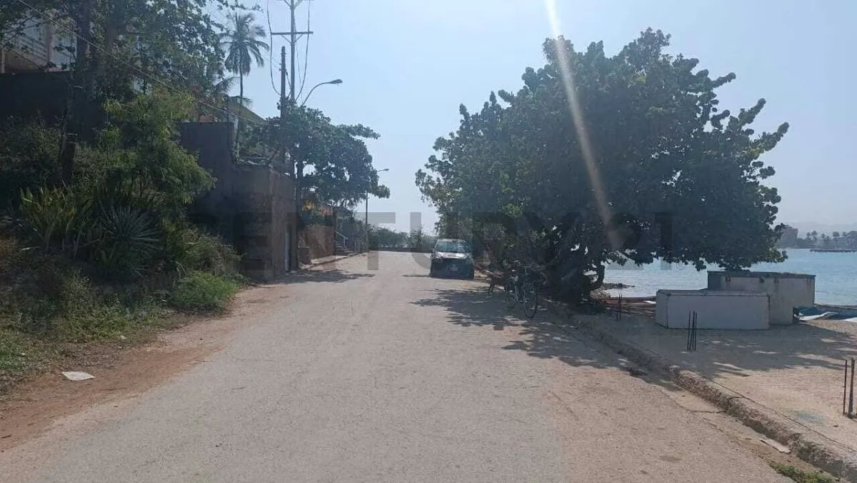 En venta Terreno a Orilla de Playa - 6