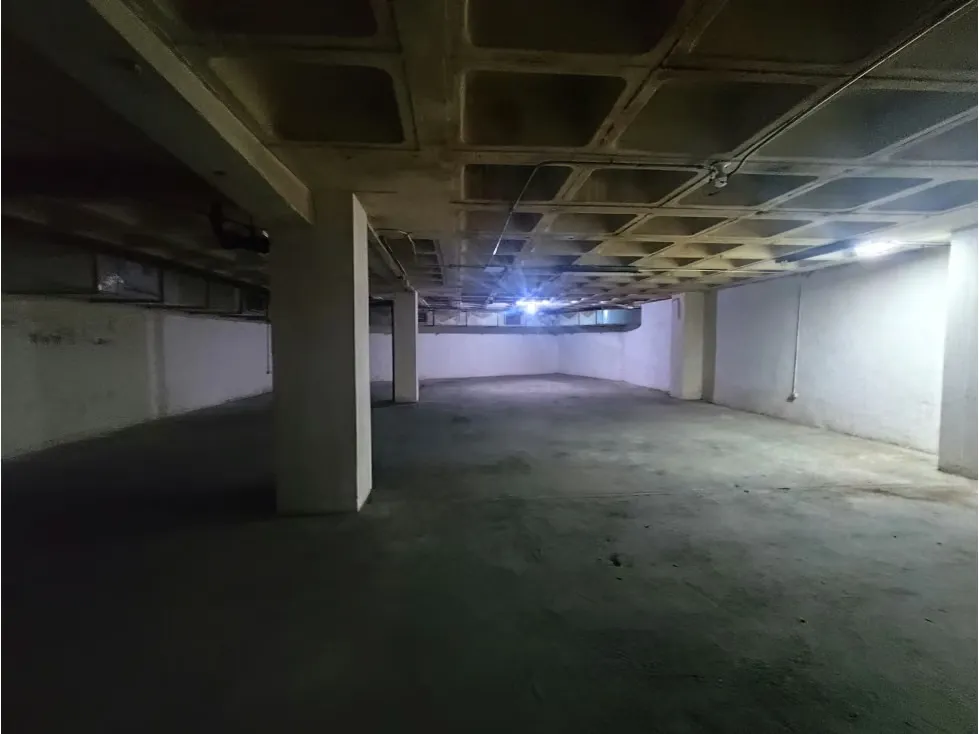 Se alquila planta industrial/depósito 580m2 Boleíta Norte 8610