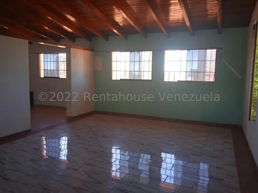 Casa (Multipes Niveles) en Venta en Porlamar, Nueva Esparta - 3