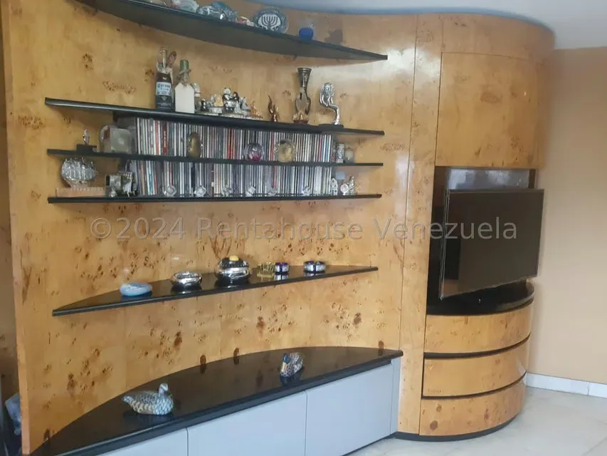 Apartamento (1 Nivel) en Venta en San Bernardino, Distrito Metropolitano - 15
