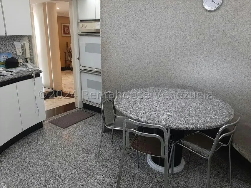 Apartamento (1 Nivel) en Venta en San Bernardino, Distrito Metropolitano - 18