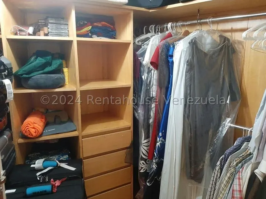 Apartamento (1 Nivel) en Venta en San Bernardino, Distrito Metropolitano - 27