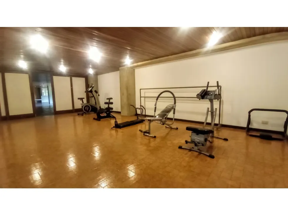 Apartamento en Venta con Terraza El Peñón 5H/4B/2PE/3M 221m2 - 21