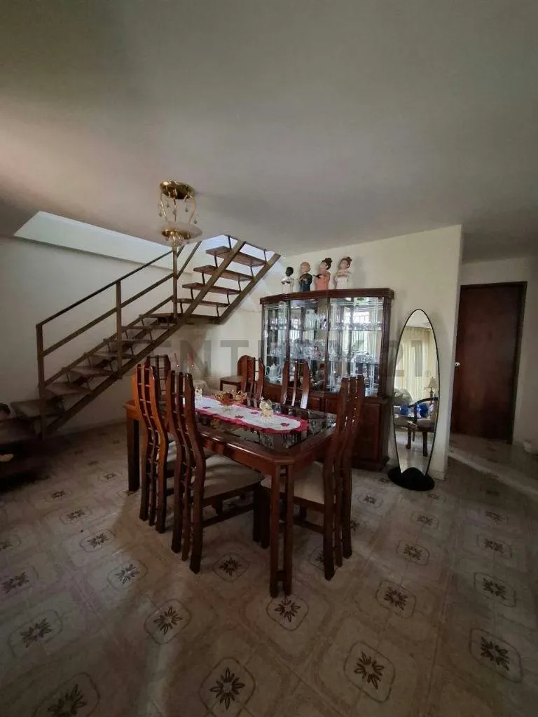 Hermosa Casa en Venta 146mts2 Urb Las Guamas Los Teques - 8