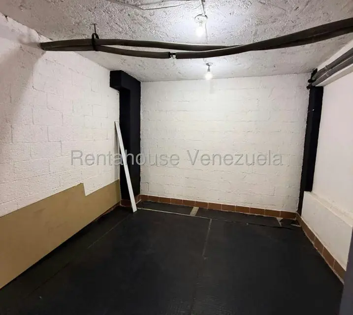 Local Comercial en Alquiler en Parroquia La Candelaria, Distrito Metropolitano - 14