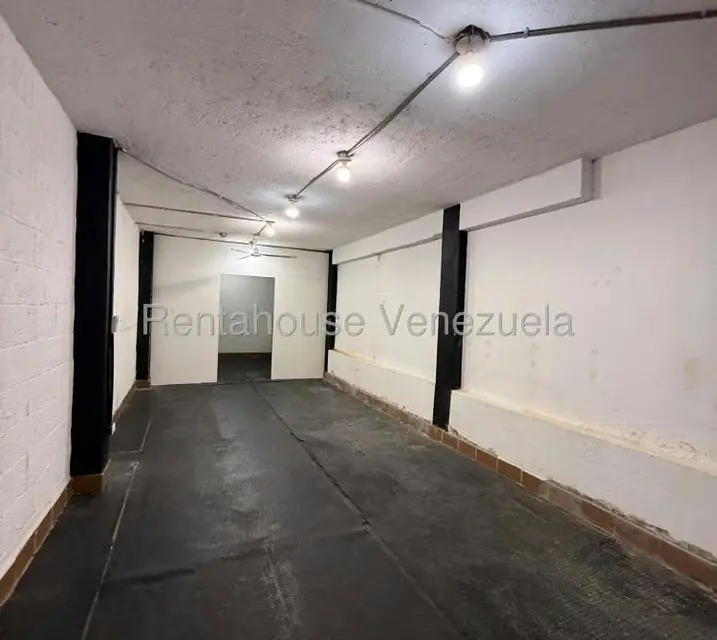 Local Comercial en Alquiler en Parroquia La Candelaria, Distrito Metropolitano - 9