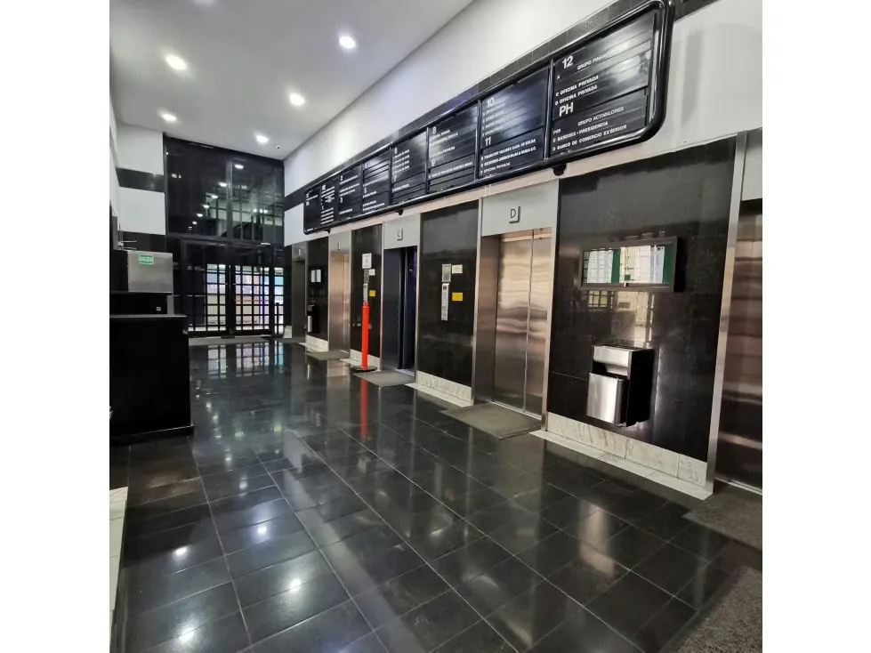 Alquilo Oficina LA CASTELLANA $1.910/220m2 para acondicionar - 20