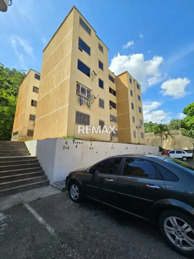 Apartamento en Venta Conjunto Residencial Bosque 1 Torre 4, piso 2