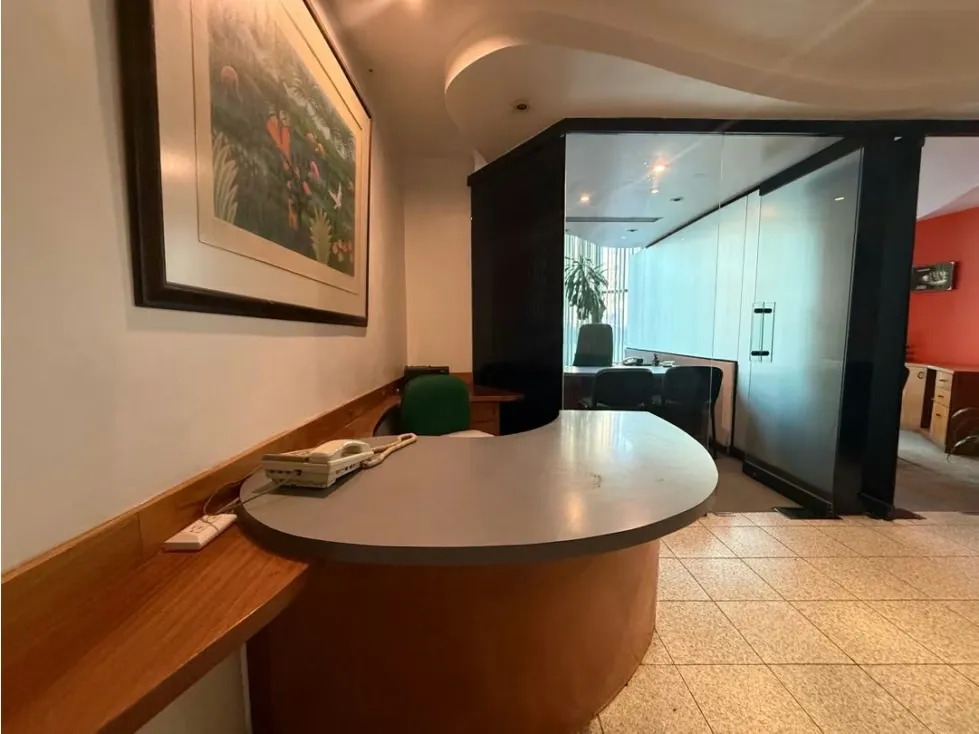 Oficina en Alquiler en Chacao, 150M2 - 3