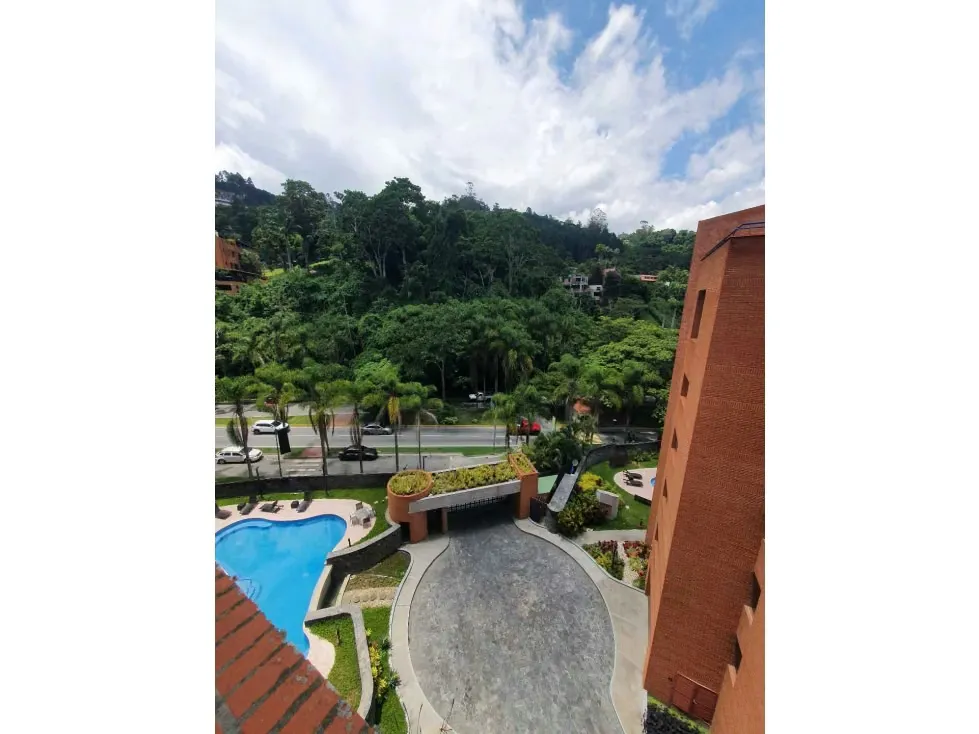 Alquilo apartamento 350m2 La Lagunita 0692 - 9