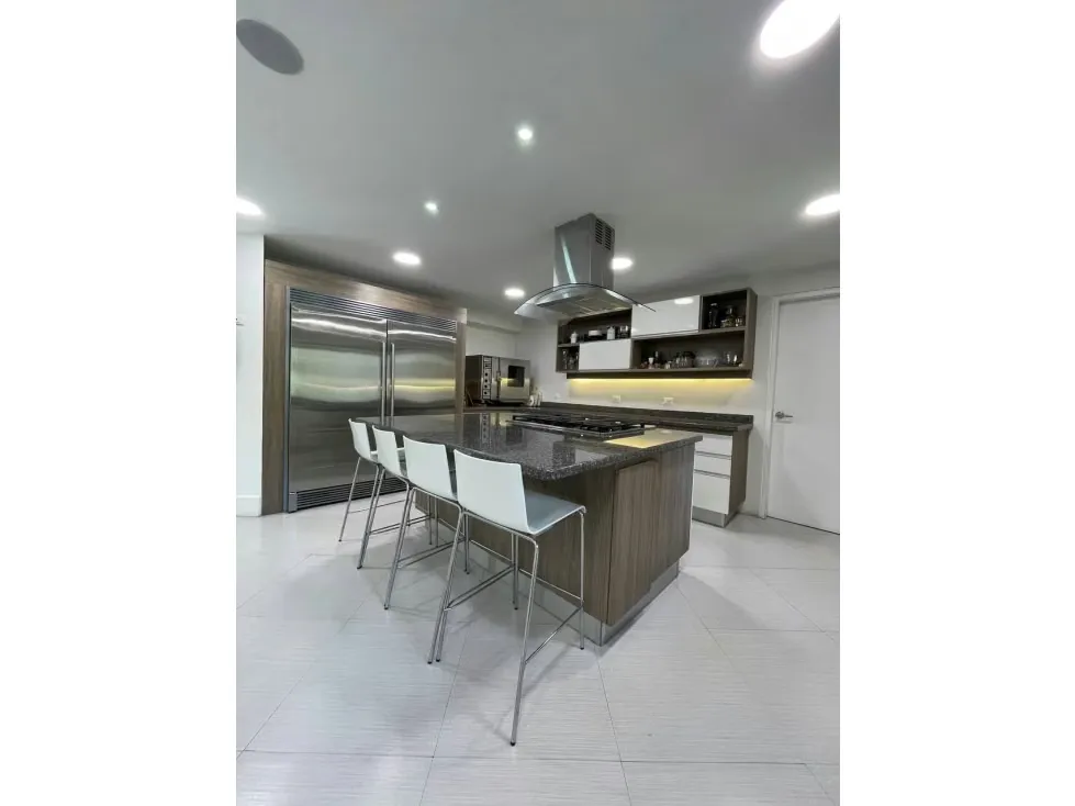 APARTAMENTO - COLINAS DE TAMANACO - 479 Mts2 - 8