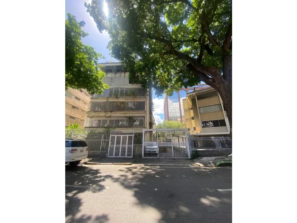 Edificio en venta 1650m², Las Mercedes, Calle Mucuchies
