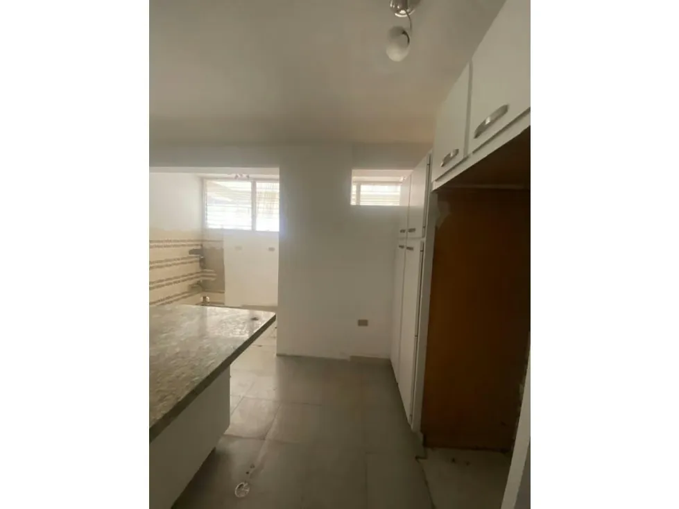 Edificio en venta 1650m², Las Mercedes, Calle Mucuchies - 3