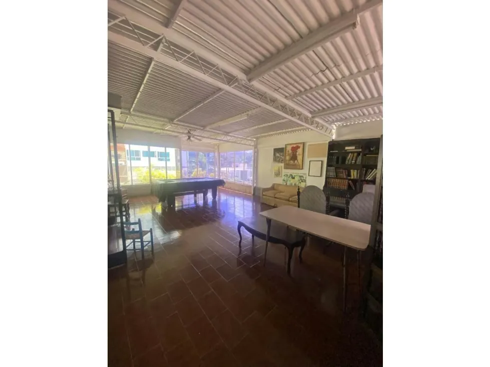 Edificio en venta 1650m², Las Mercedes, Calle Mucuchies - 30