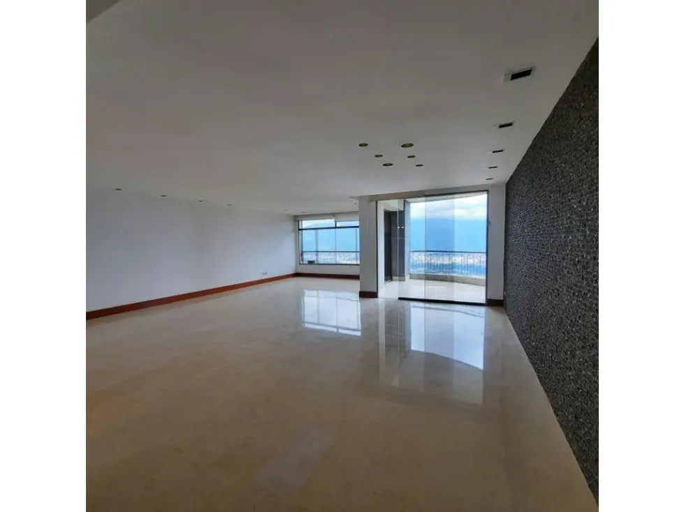 Apartamento VIP en Venta en Los Naranjos del Cafetal 4H /5B /4P - 3