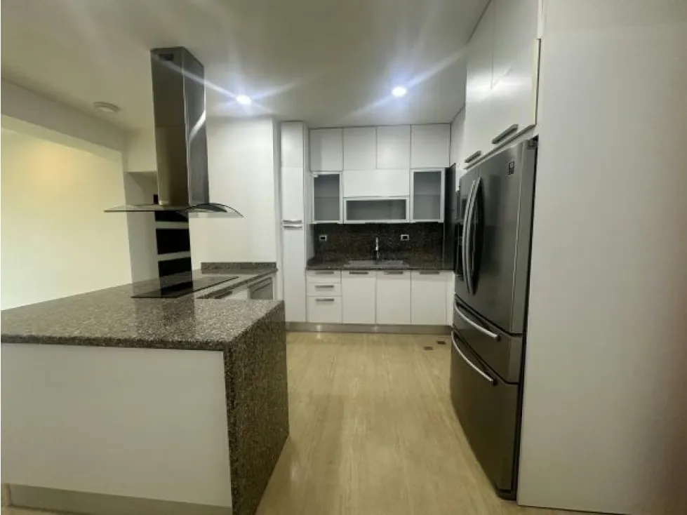 EXCLUSIVO APARTAMENTO EN ALQUILER EN CAMPO ALEGRE BELLA - 10