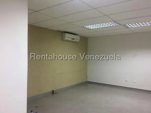 Local Comercial en Venta en Zona Industrial, Carabobo - 10