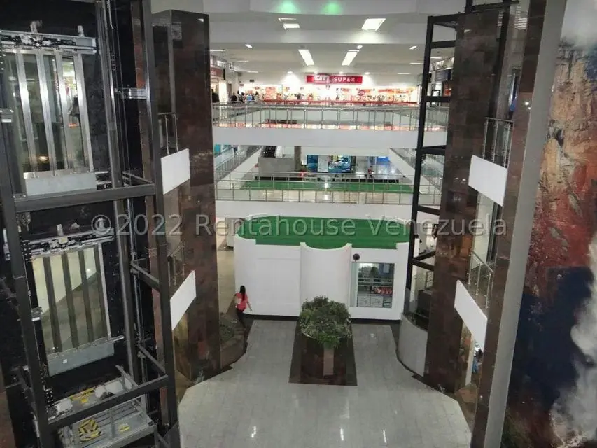 Local Comercial en Venta en El Cafetal, Distrito Metropolitano - 3