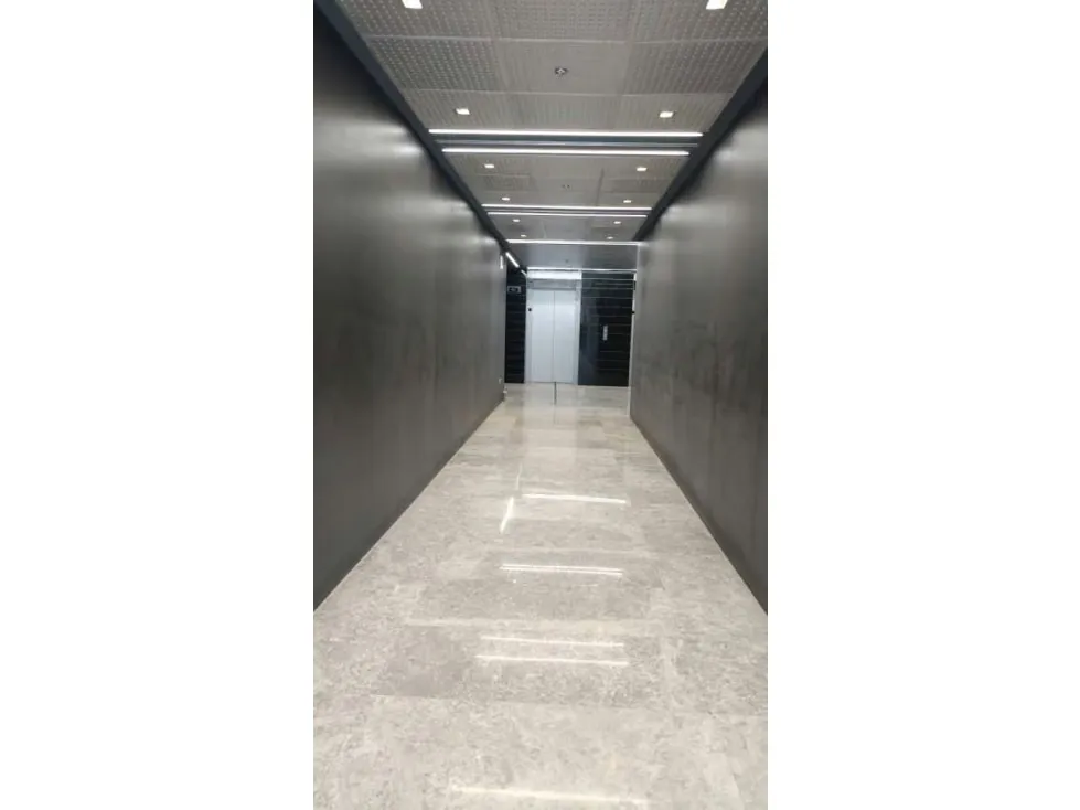 Vendo edificio 4162m2 Las Mercedes 9705 - 2