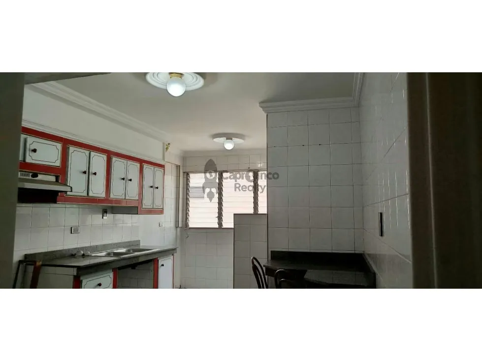 Venta de apartamento espacioso, amoblado, res. Santo Angel Prebo I - 4