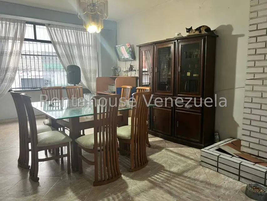 Casa (Multipes Niveles) en Venta en Catia, Distrito Metropolitano - 6