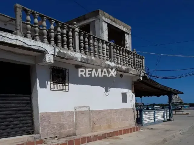 ALQUILA LOCAL COMERCIAL 56M2 FRENTE AL MALECON DE CHICHIRIVICHE FALCON - 5