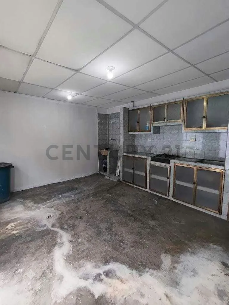 Venta de local comercial, casa y terreno en Bella Vista, Puerto la Cruz - 10
