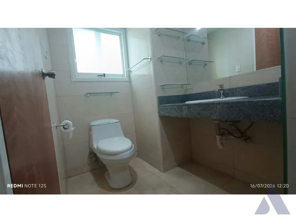 Vendo apartamento remodelado 101m2 La Lagunita 1870 - 11
