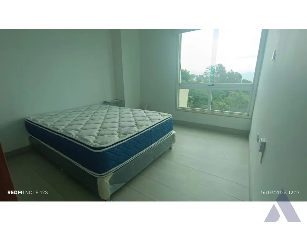 Vendo apartamento remodelado 101m2 La Lagunita 1870 - 12