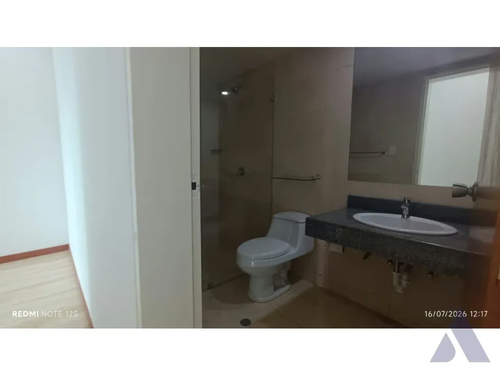 Vendo apartamento remodelado 101m2 La Lagunita 1870 - 13